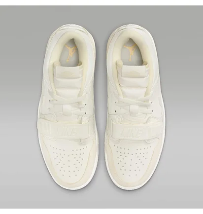 Кроссовки женские Air Jordan Legacy 312 Low White FQ7827-102