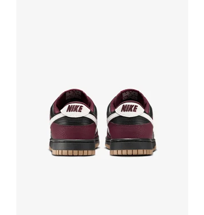 Кроссовки женские Nike W Dunk Low Nn Black/Bordo HM9658-600