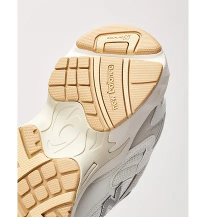 Кроссовки мужские New Balance 725V1 White ML725AF
