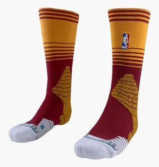 Носки унисекс Stance Nba Cleveland Cavaliers Core Crew Basketball Socks Yellow/Red (1 пара) M559C5CCCA-RED