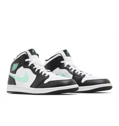 Кроссовки мужские Air Jordan 1 Mid Black/White DQ8426-103
