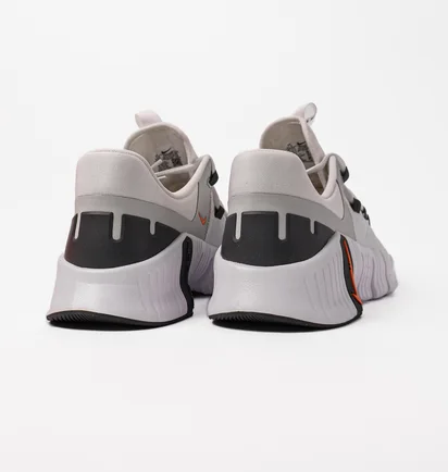 Кросівки чоловічі Nike Free Metcon 5 Training Shoes White DV3949-101