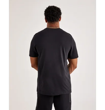 Футболка чоловіча Nike Dri-Fit Basketball Tee Black FJ2302-010