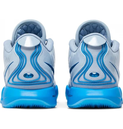Кросівки унісекс Nike Lebron 21 Light Blue FQ4052-400
