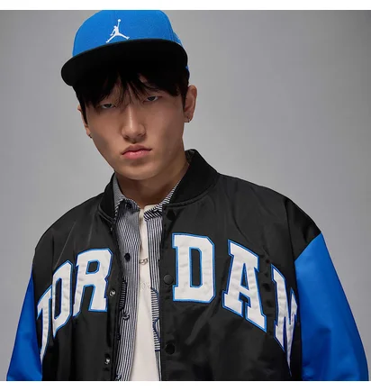Куртка мужская Air Jordan Brooklyn Collegiate Varsity Jacket Black/Blue HV0099-010