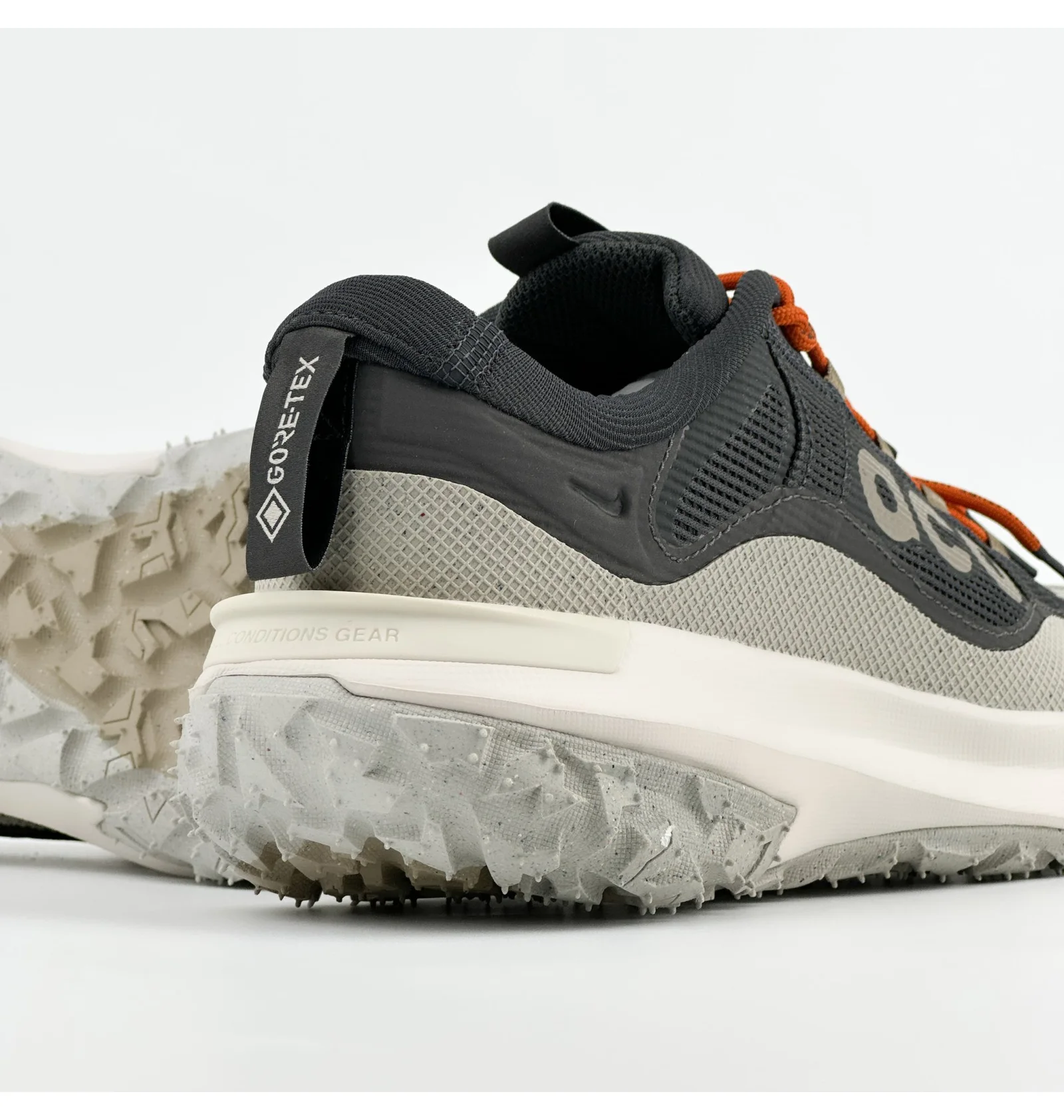 ᐉ Кроссовки мужские Nike Acg Mountain Fly 2 Low Gore-Tex Grey