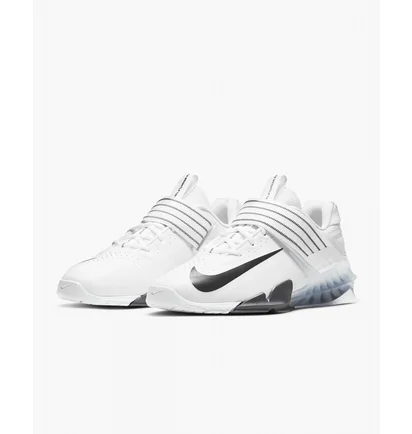 Кросівки унісекс Nike Savaleos White CV5708-100