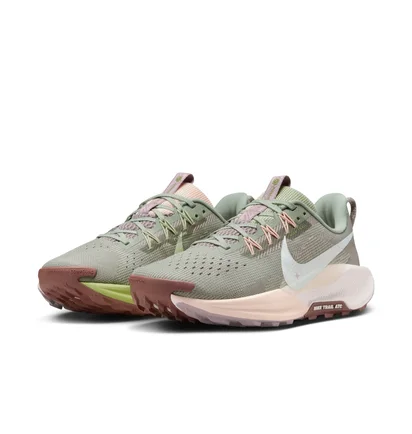 Кросівки жіночі Nike Pegasus Trail 5 Grey DV3865-300
