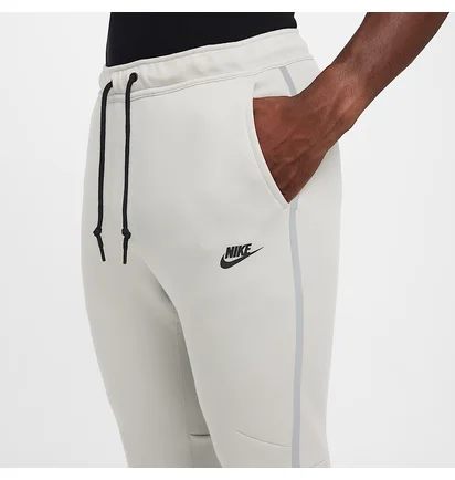 Штаны мужские Nike Tech Fleece Reflective Grey HQ3747-014