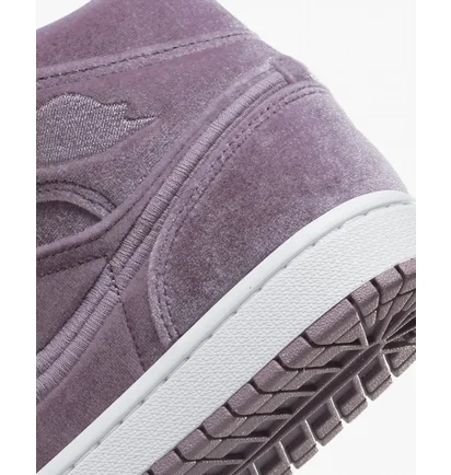 Кроссовки женские Air Jordan 1 Mid Se Pink Dq8397-500