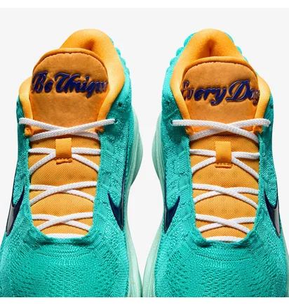 Кроссовки унисекс Nike Gt Hustle 3 Turquoise IF2520-300
