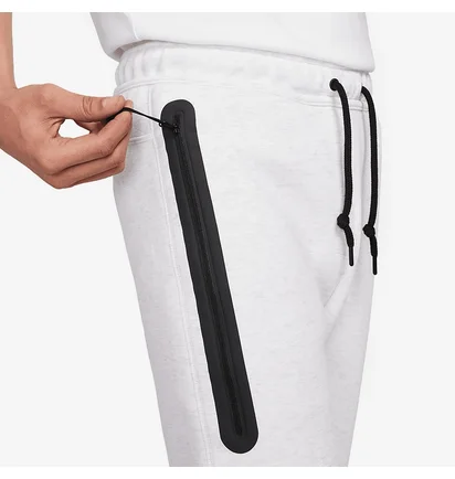Штаны мужские Nike Sportswear Tech Fleece Joggers White FB8002-051