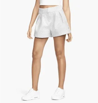 Шорты женские Nike Nsw Tp Hr Shrt Nkfwd White DX6517-084
