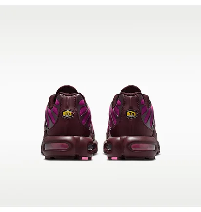Кроссовки женские Nike Air Max Plus WomenS Shoes Violet DZ3670-600