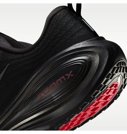 Кросівки чоловічі Nike Vomero 18 Black HV8150-007