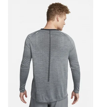 Лонгслив мужской Nike Dri-Fit Adv Techknit Ultra Grey Dv4194-010
