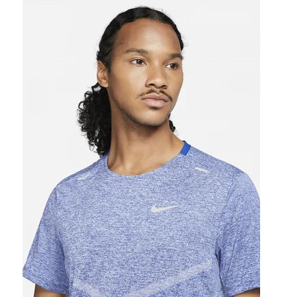 Футболка чоловіча Nike Rise 365 MenS Dri-Fit Short-Sleeve Running Top Light Blue CZ9184-482