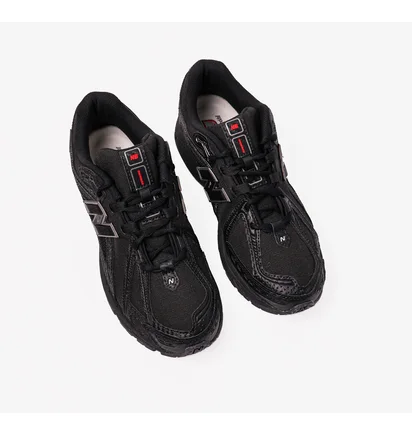 Кроссовки мужские New Balance 1906R Black U1906ROE