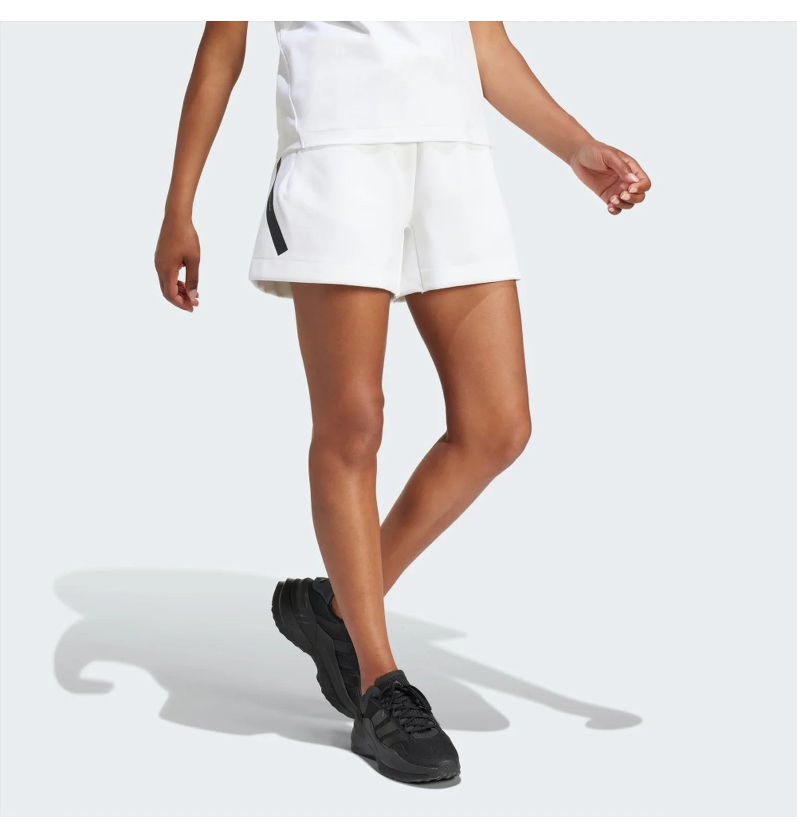 ᐉ Шорты женские Adidas Z.N.E. Shorts White JJ4678 - купить в