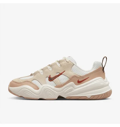 Кроссовки женские Nike Sportswear Tech Hera Beige/White FV0981-100