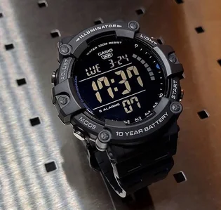 Годинник чоловічий Casio AE-1500WH-8B
