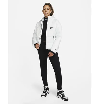Куртка жіноча Nike W Nsw Syn Tf Rpl Hd Jkt White Dx1797-121