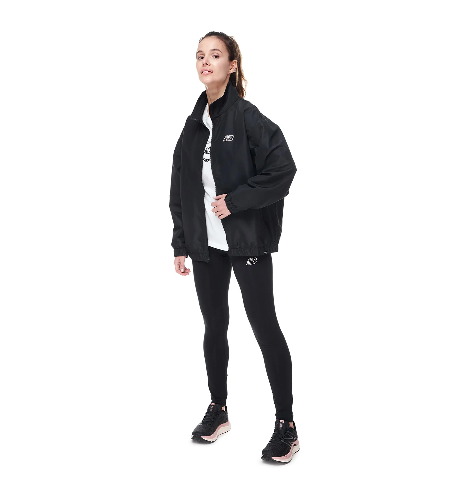 ᐉ Олимпийка женская New Balance Sport Woven Black WJ33501BK