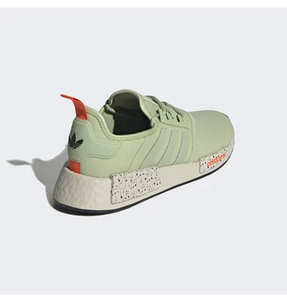 Кроссовки мужские Adidas Nmd_R1 Shoes Green GX9536