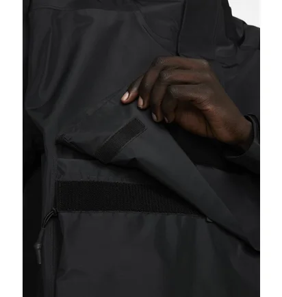 Куртка чоловіча Nike Sportswear Storm-Fit Adv Gore-Tex Black Dv9981-010