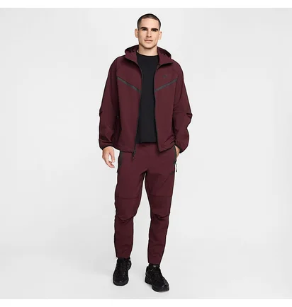 Штаны мужские Nike Tech Woven Pants Bordo HM8241-652