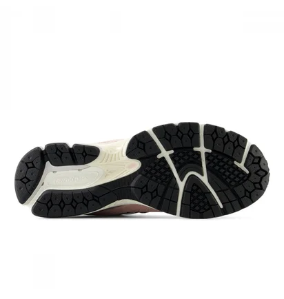 Кроссовки унисекс New Balance 2002R Pink M2002RFC