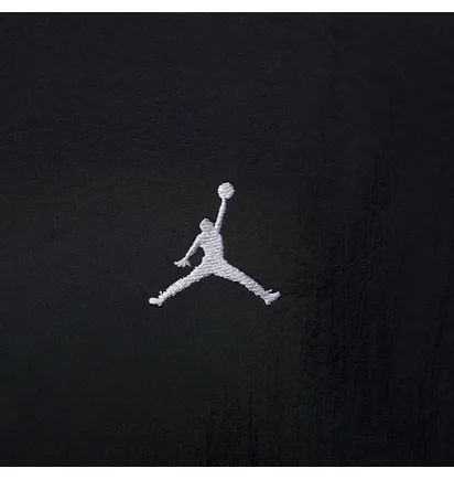 Ветровка унисекс Air Jordan Lightweight Black IB7255-010