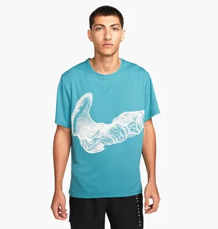 Футболка мужская Nike Dri-Fit Uv Run Division Miler Light Blue Dv9263-379