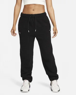 Штани жіночі Nike Therma-Fit Black Dq6261-010