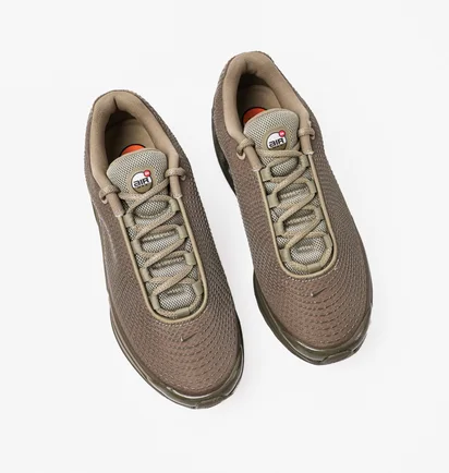 Кросівки чоловічі Nike Air Max Dn Olive DV3337-200