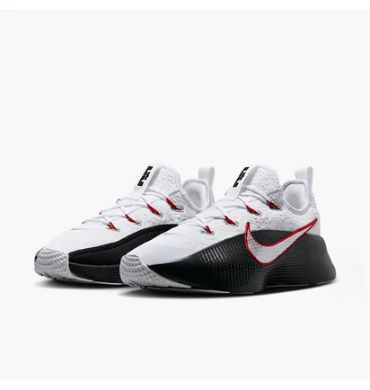 Кросівки чоловічі Nike Lebron Tr 1 Black/White FJ6151-101