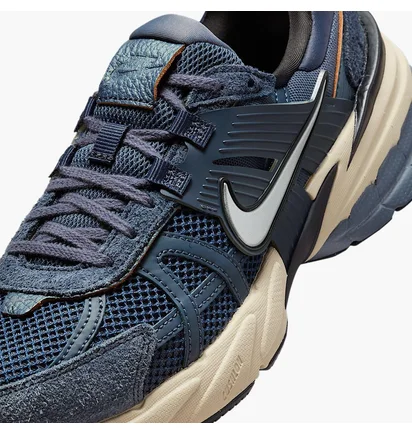 Кросівки жіночі Nike V2K Run Blue FN6703-400