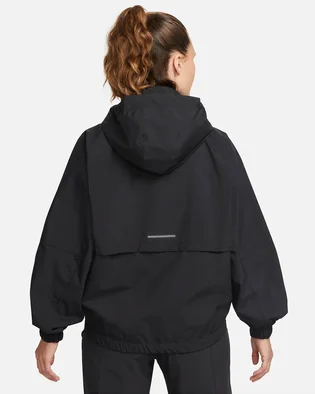 Куртка жіноча Nike Swift Sf Jkt Black FB7492-010