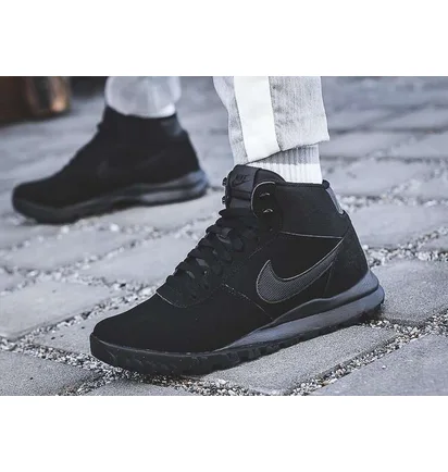 Ботинки мужские Nike Hoodland Suede Black 654888-090