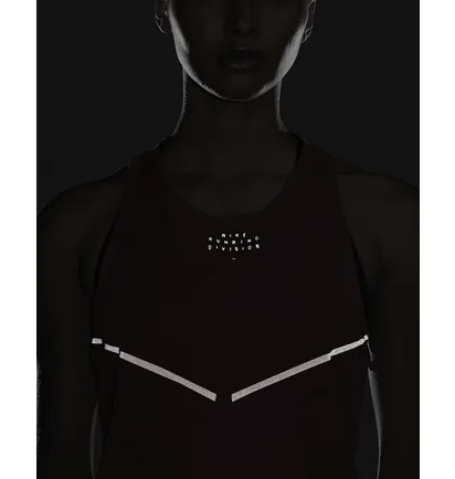 Майка женская Nike Womens Engineered Running Tank Pink Dm7558-648
