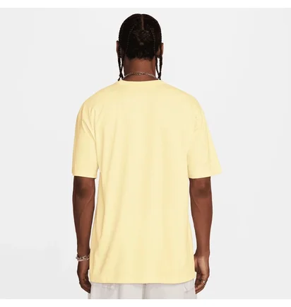 Футболка мужская Nike Premium Yellow DO7392-744
