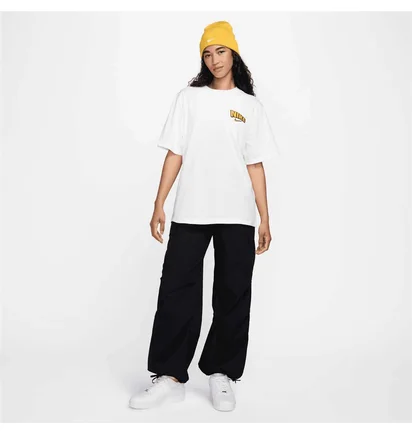 Футболка жіноча Nike Sportswear White HM5023-100