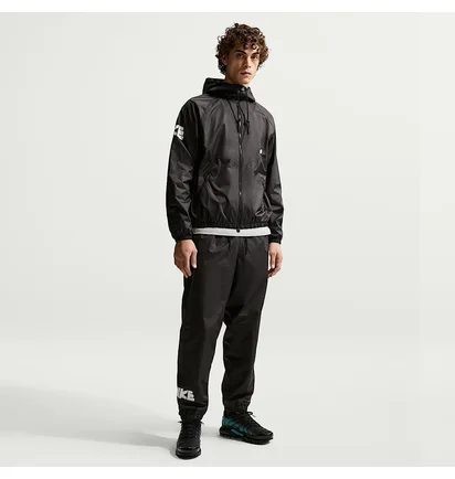 Штаны мужские Nike M Nk Wr Gfx Wvn Black IF0842-010