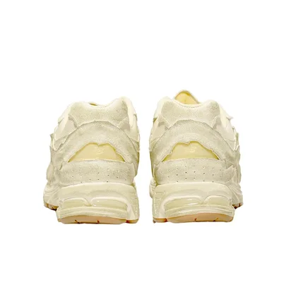 Кроссовки мужские New Balance Protection Pack 2002 White M2002RDG
