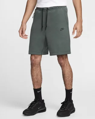Шорты мужские Nike Sportswear Tech Fleece Shorts Green FB8171-338