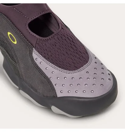 Кроссовки унисекс Oakley Factory Team Flesh Violet FOF100593-84Z