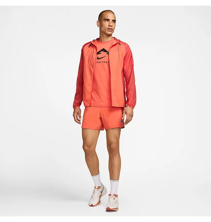 Ветровка мужская Nike Trail Aireez Orange FN4002-846