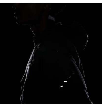 Куртка мужская Nike Stride MenS Repel U V Running Jacket Black HV4548-010