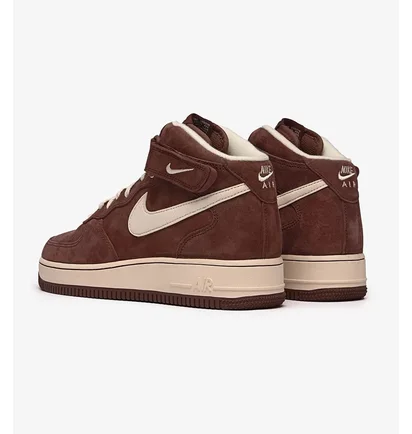 Кросівки чоловічі Nike Air Force 1 Mid Qs Brown Dm0107-200