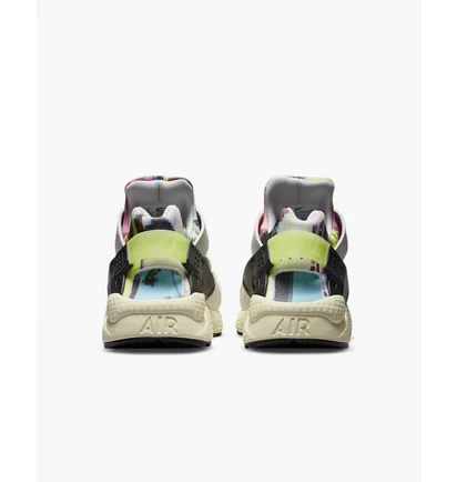 Кросівки жіночі Nike Air Huarache Se Beige Dx3264-902